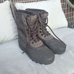 2015 Adidas Yeezy 950 Chocolate AQ4830 US Men's Size 7.5 Duck Boot (no box) New